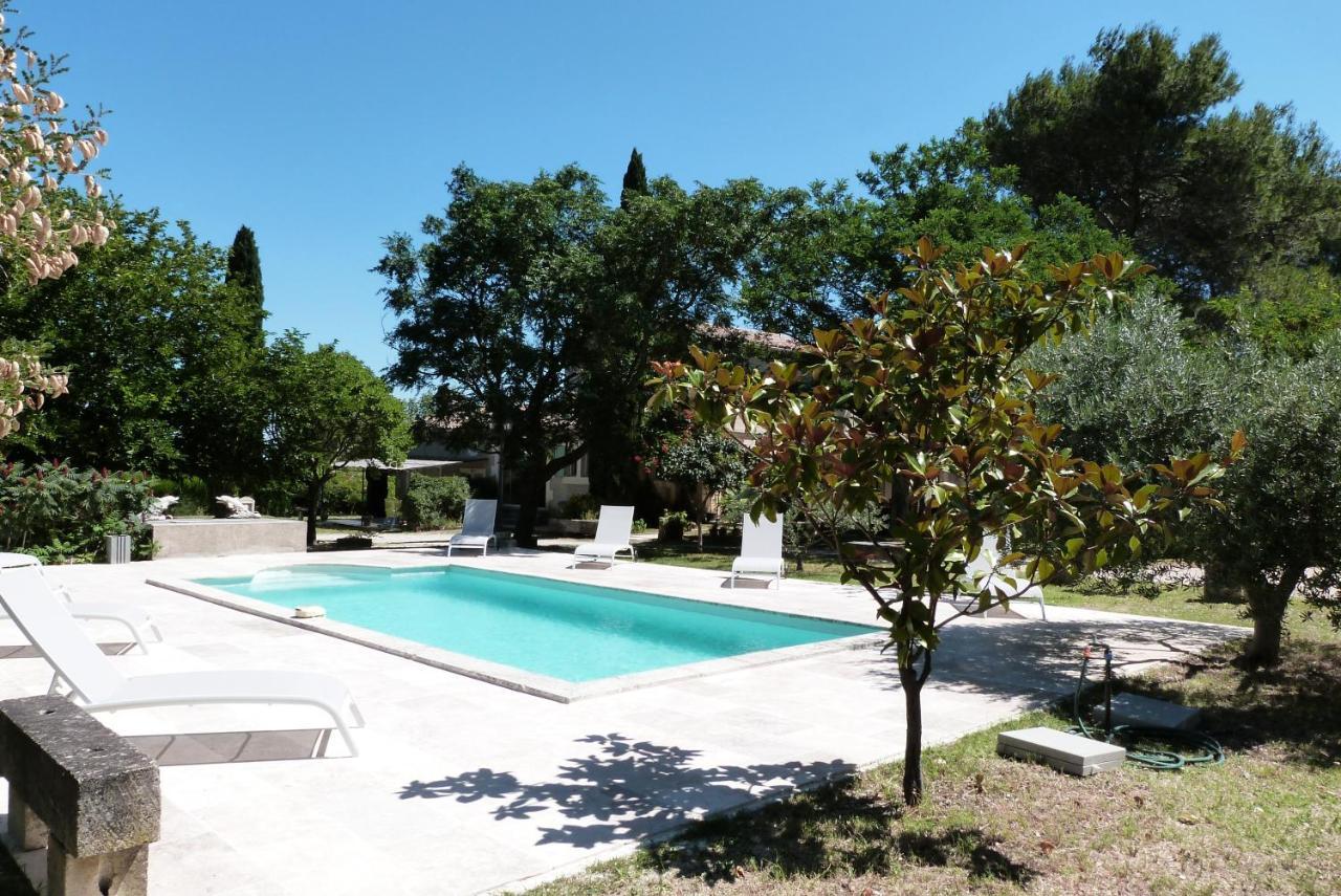 Le Mas Du Lac Saint-Rémy-de-Provence Εξωτερικό φωτογραφία